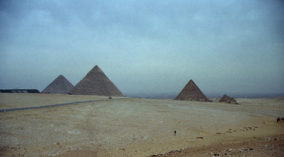 Les Pyramides