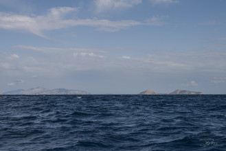 Ile de Trikeri et la côte du Péloponnèse